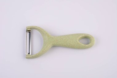 Paring beyaz zemin üzerine izole bıçak