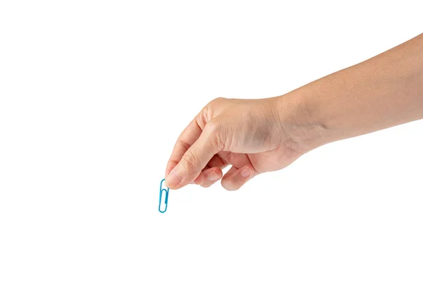 Beyaz arkaplanda izole edilmiş el ve renkli ataçlar