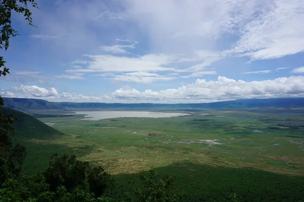 Espectacular Vista Sobre Vasto Cráter Ngorongoro Con Lago Magadi Interior — Foto de Stock