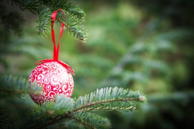 Noel dekorasyonu Bokeh arkaplanını bulanıklaştırdı