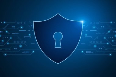 Siber güvenlik teknolojisi konsepti, devre kartında anahtar deliği simgesi olan kalkan, kişisel veri.