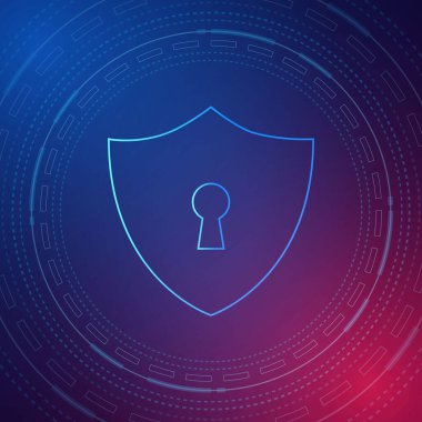 Siber güvenlik teknolojisi konsepti, devre kartında anahtar deliği simgesi olan kalkan, kişisel veri.