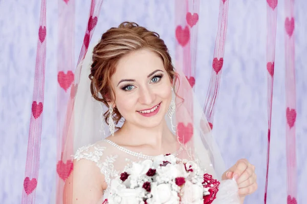 Beautiful Happy Bride Bouquet Hands Purple Background Red Hearts Portrait — Stock Photo, Image