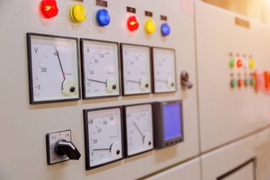 Fabrika / Kontrol panelinde elektrik kontrol paneli