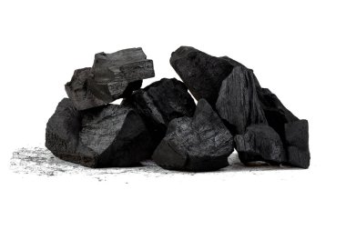 Doğal odun kömürü, bambu kömürü tozunun beyaz arka planda geleneksel kömürle izole edilmiş tıbbi özellikleri vardır. 