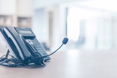 İletişim desteği, çağrı merkezi ve müşteri hizmetleri yardım masası (çağrı merkezi) konsepti