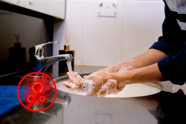 Handen Wassen Wrijven Met Zeep Man Voor Covid Virus Preventie — Stockfoto