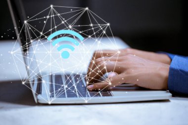 İşletme, labtop, wifi simgesi, iş iletişimi sosyal ağ kavramı.