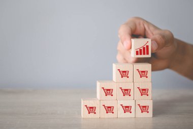 İndirimli hacim artışı, işletme odun küpü ve ikon alışveriş arabası grafikleri..