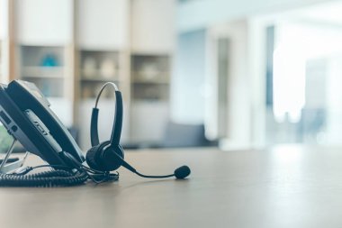 İletişim desteği, çağrı merkezi ve müşteri hizmetleri yardım masası. Çağrı Merkezi kavramı için