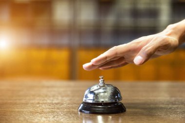 Otel servisi zili, birinci sınıf hizmet işi kavramı..