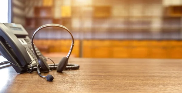 Headset Customer Support Equipment Call Center Ready Actively Service Communication — Fotografia de Stock