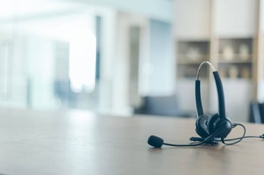 İletişim desteği, çağrı merkezi ve müşteri hizmetleri yardım masası (çağrı merkezi) konsepti
