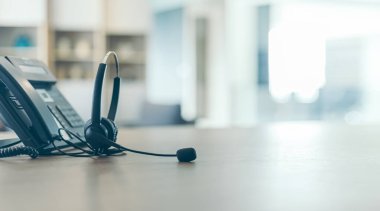 İletişim desteği, çağrı merkezi ve müşteri hizmetleri yardım masası (çağrı merkezi) konsepti