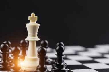 Satranç tahtası oyunu Stratejisi, Planlama ve Karar konsepti, başarı için iş çözümleri.