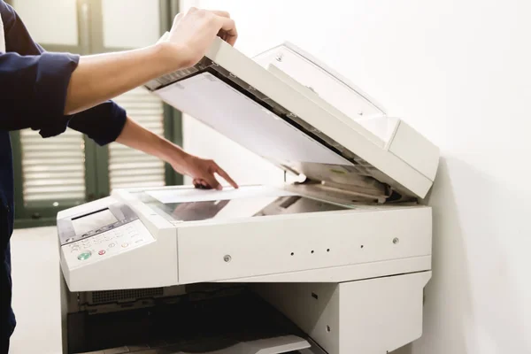 Business People Toetsenbord Hand Het Paneel Printer Printer Scanner Laser — Stockfoto