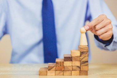 El işi insan kaynakları, işe alım çalışanı ve başarılı iş dünyası lideri konseptiyle yetenek yönetimi.