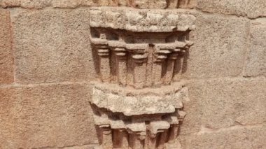 Antik Kızılderili Kökeni Eski bir el oymalı taş tapınağın