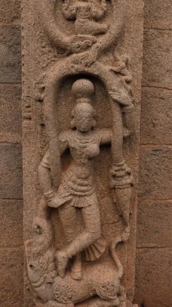 Considera Que Pertenece Período Vijayanagara Una Hermosa Escultura Una Mujer —  Fotos de Stock
