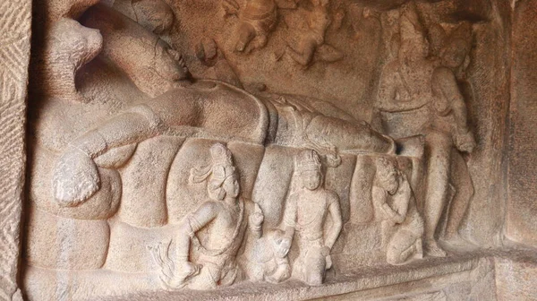 Tempio Delle Grotte Mahishasuramartini Sculture Scolpite Nella Roccia Fondo Roccioso — Foto Stock