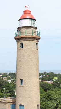 Mahabalipuram deniz feneri ve mavi gökyüzü. Doğal arkaplan