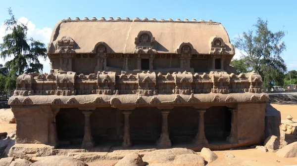 Trata Cinco Rathas Que Asemejan Los Carros Procesionales Templo Estatuas —  Fotos de Stock