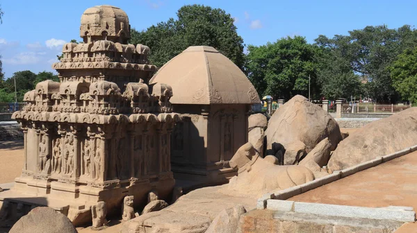 Trata Cinco Rathas Que Asemejan Los Carros Procesionales Templo Estatuas —  Fotos de Stock