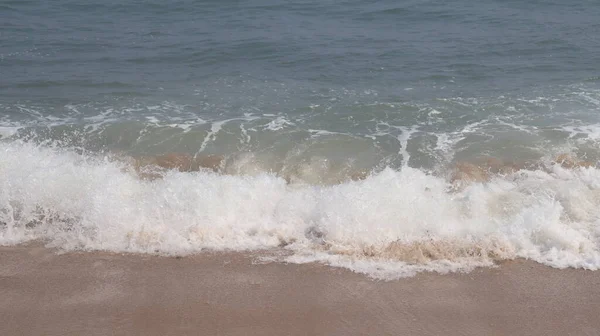 Güzel Sahil Deniz Dalgaları — Stok fotoğraf