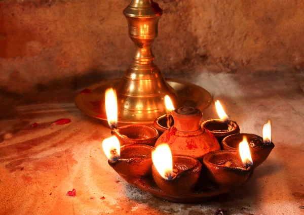 Індійська Традиційна Піщана Олійна Лампа Varalakshmi Традиційна Декоративна Піщана Лампа — стокове фото