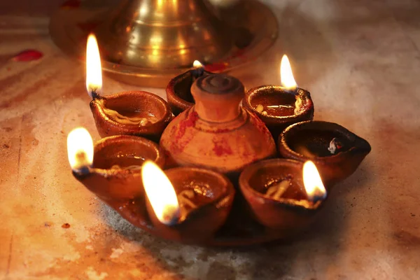 Indický Tradiční Písek Olejová Lampa Varalakshmi Tradiční Ozdobný Písek Lampa — Stock fotografie
