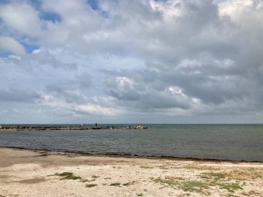 Yolun Avrupa'nın doğal elemanları ile harika gün batımı