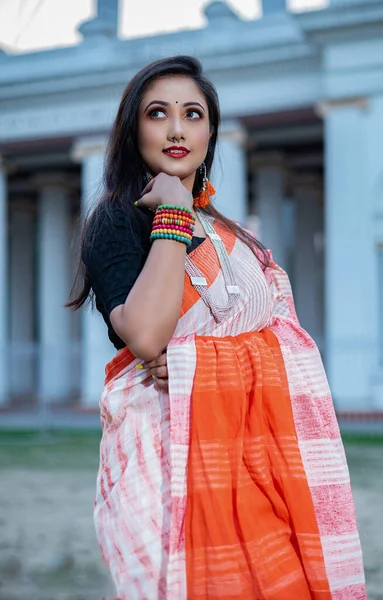 Portret Van Mooi Meisje Saree — Stockfoto