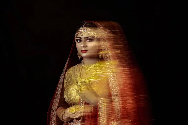 Happy Dipawali Dewali Sparkling Celebration Indian Festival Hindu Ritual Lady ロイヤリティフリーのストック写真