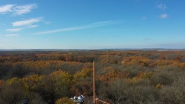 BRNO, CZECH REPUBLIC, SEPTEMBER 24 2020: Sunshine pyranometer Ölçümü Gelen yayılan güneş radyasyonu, Eddy kovaryansı sonik anemometre bilimsel istasyon araştırma gaz analizörü rüzgar