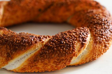 Türk simidi, maymunu ya da yaşamı 