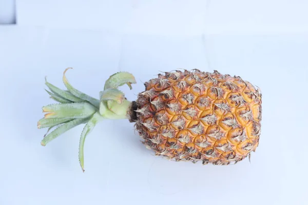 Pineapple Slices Leaves Pineapple Isolate Cut Pineapple White — Stock Photo, Image