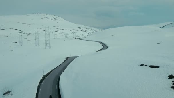 冬季职业公路骑手无人机射击 — 图库视频影像