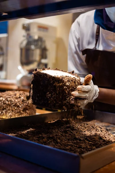 Hands Confectioner Chocolatier Work Making Cake Merveilleux Marvelous Consists Sandwich — Stock Photo, Image