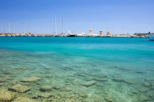 Windmühlen Von Rhodos Hafen Und Yachthafen Von Mandraki Besichtigung Der — Stockfoto