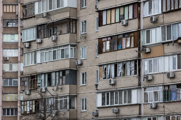 Kyiv Ukraine Apr 2022 Facade Apartment Building Koshytsia Str Destroyed — Stock Photo, Image