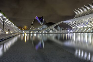 VALENCIA, SPAIN - NOV 18, 2021: L 'Hemisferic and Science Museum Principe Felipe in City of Arts and Sciences in The City of Arts and Sciences tarafından tasarlanan Santiago Calatrava ve Felix Candela