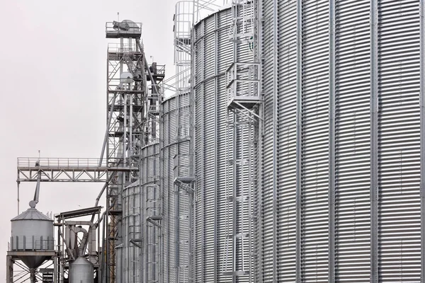 Galvanized Steel Silos Grain Storage —  Fotos de Stock