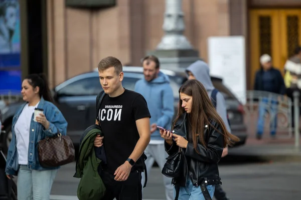 Kyjev Ukrajina Oct 2022 Lidé Obyvatelé Hosté Teplém Podzimním Víkendu — Stock fotografie