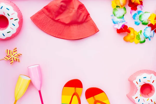 Flat Lay Summer Vibes Concept Colorful Pool Party Items Cocktail — ストック写真