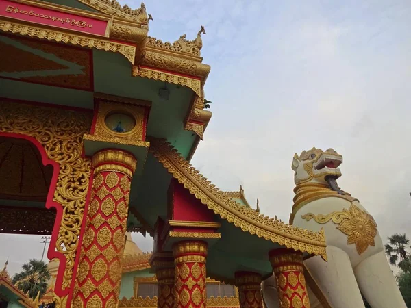 Архитектура Глобального Випассана Пагода Мумбаи — стоковое фото