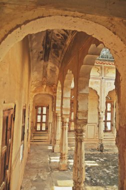 Mandawa şehrinin eski sanatsal konağı (haweli), Rajasthan, Hindistan