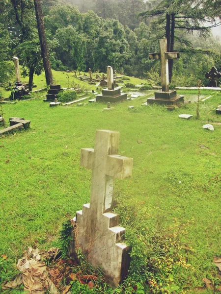 希玛恰尔草原上的坟场 — 图库照片