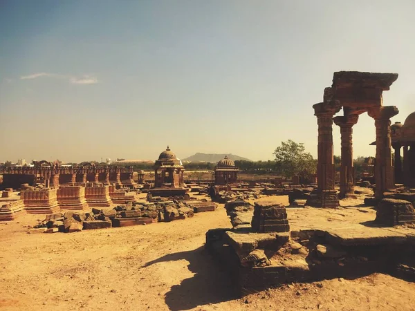 Bhuj Kraliyet Cenotapları (Chhatris)