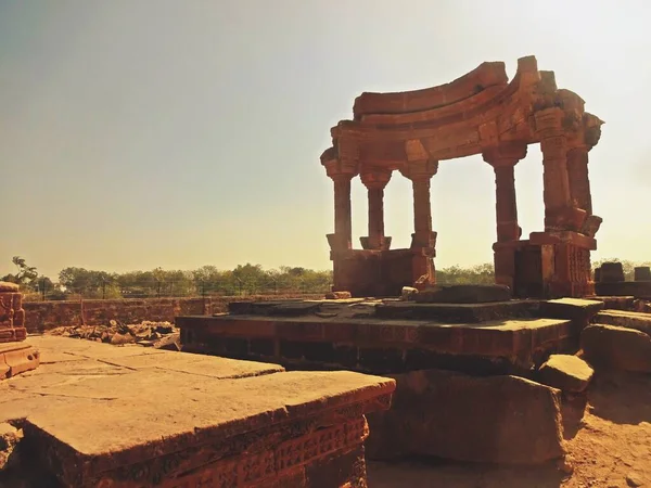 Bhuj Kraliyet Cenotapları (Chhatris)