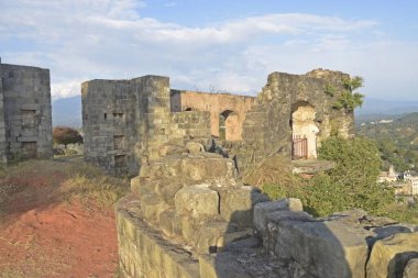 Antik kangra kalesi, dharamshala, himachal pradesh
